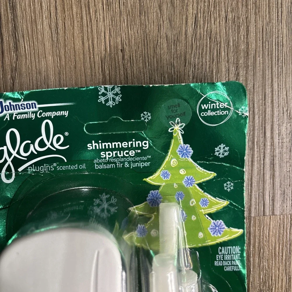 Glade PLUGINS Shimmering Spruce Balsam Fir Juniper Scented Oil 2 Refill 1 Warmer